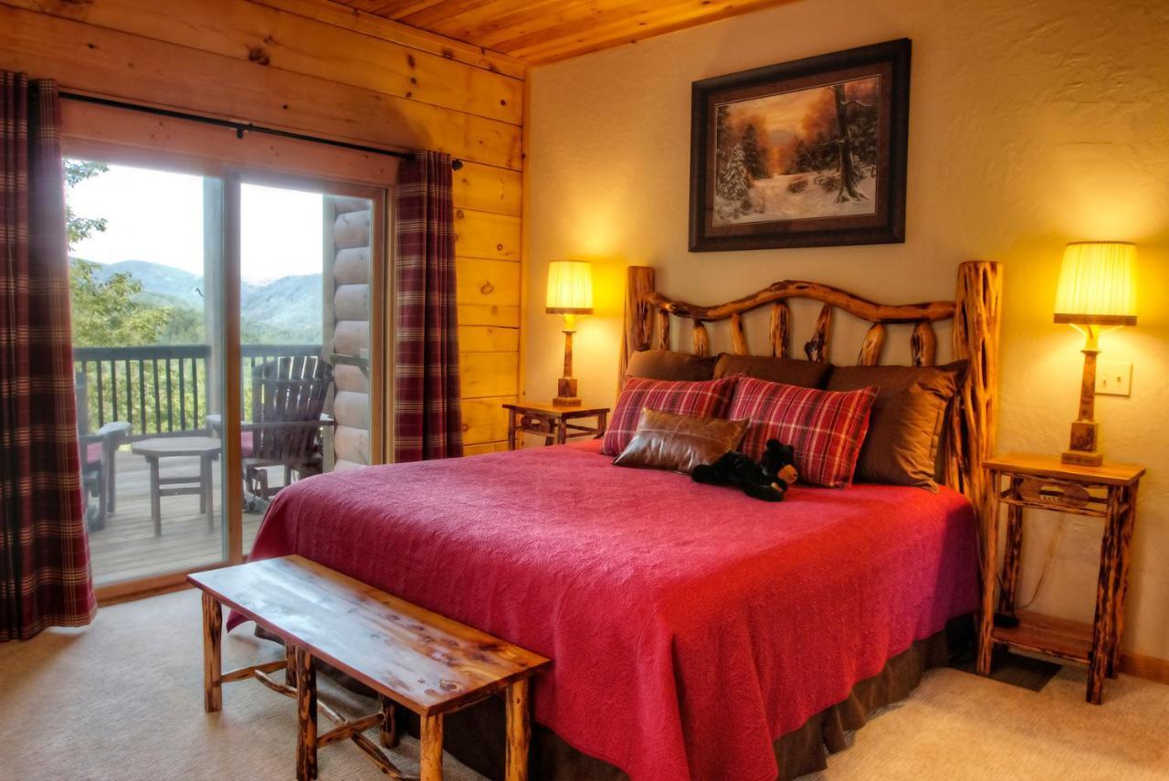 Lazy Bear Lodge Valle Crucis Exterior photo
