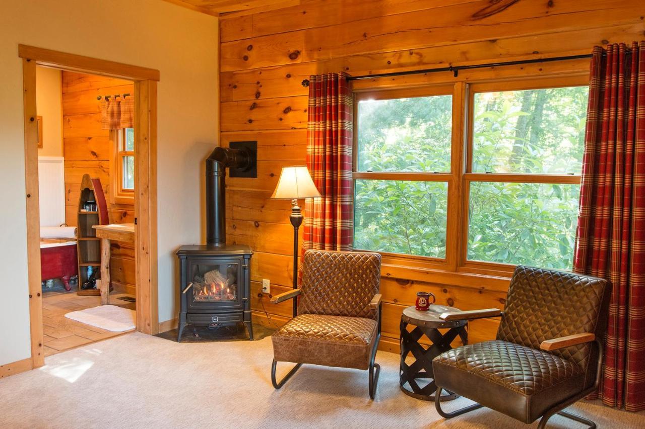 Lazy Bear Lodge Valle Crucis Exterior photo