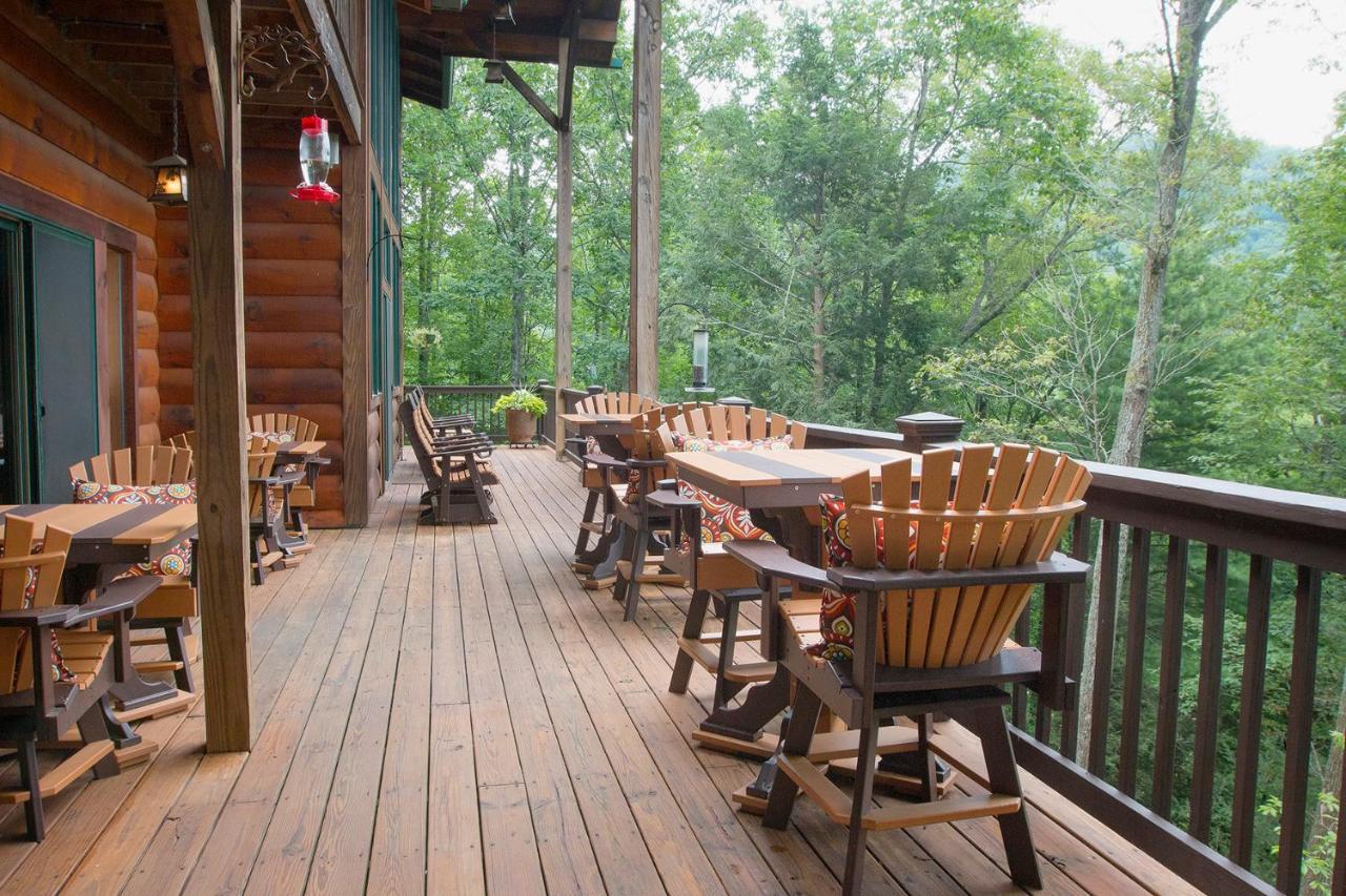 Lazy Bear Lodge Valle Crucis Exterior photo